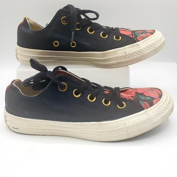 Converse all star low tops with floral design - Picture 3 of 5